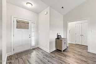 212 Windsor Run Blvd, Jacksonville, NC 28546 - Photo 6