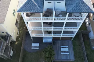 1102 Canal Dr, Carolina Beach, NC 28428 - Photo 14