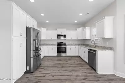 540 Appalachian Trail N, Jacksonville, NC 28546 - Photo 6