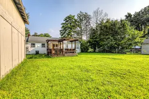 111 Pineview St, Havelock, NC 28532 - Photo 10