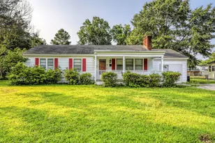 111 Pineview St, Havelock, NC 28532 - Photo 2