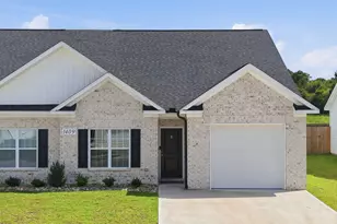 1409B Dorset Dr, Greenville, NC 27834 - Photo 1