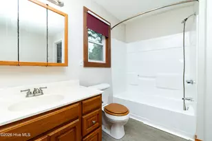 1815 W Main Ext, Elizabeth City, NC 27909 - Photo 20