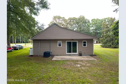 1815 W Main Ext, Elizabeth City, NC 27909 - Photo 40
