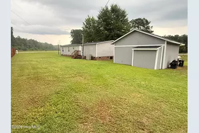 801 S Old Wire Road, Red Springs, NC 28377 - Photo 18