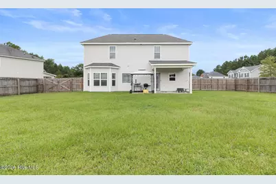 401 Ragged Point Court, Jacksonville, NC 28546 - Photo 32