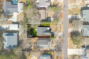 107 NW 16th St, Oak Island, NC 28465 - Photo 38
