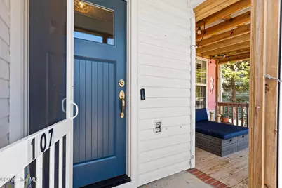 107 NW 16th Street, Oak Island, NC 28465 - Photo 4