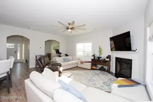 516 Transom Wy, Sneads Ferry, NC 28460 - Photo 10