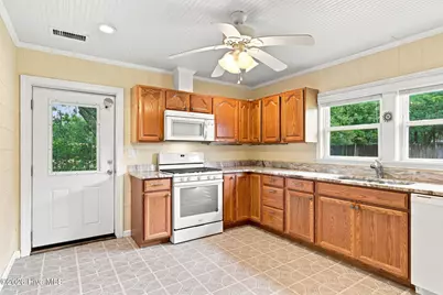 682 Tom Mann Road, Newport, NC 28570 - Photo 10