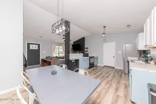 109 Lois Ct, Richlands, NC 28574 - Photo 18