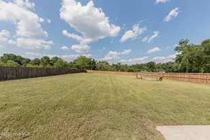 109 Lois Ct, Richlands, NC 28574 - Photo 34