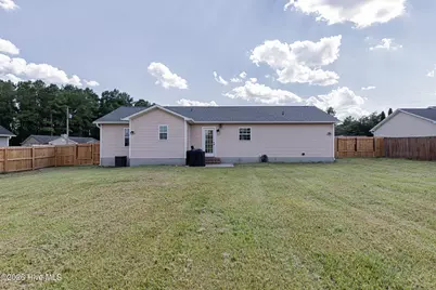 109 Lois Court, Richlands, NC 28574 - Photo 36