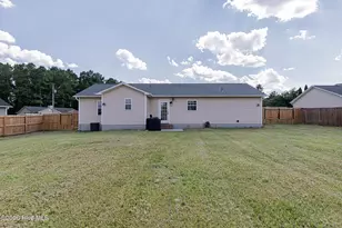 109 Lois Ct, Richlands, NC 28574 - Photo 36