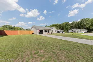109 Lois Ct, Richlands, NC 28574 - Photo 52
