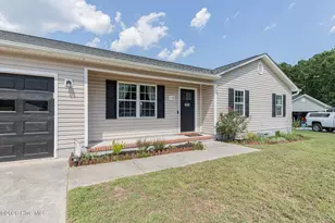 109 Lois Ct, Richlands, NC 28574 - Photo 4