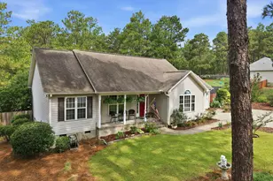 612 Seymour St, Aberdeen, NC 28315 - Photo 2