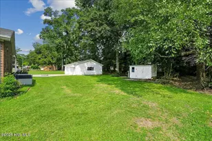 2430 Forrest Dr, Kinston, NC 28504 - Photo 8