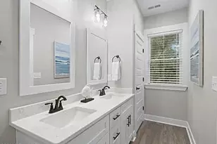 331 Live Oak St, Emerald Isle, NC 28594 - Photo 14