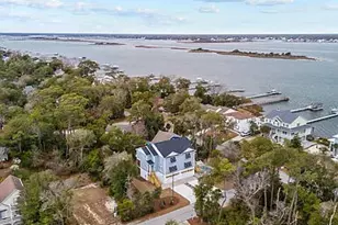 331 Live Oak St, Emerald Isle, NC 28594 - Photo 22