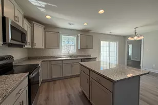 1019 Croaker Ct, New Bern, NC 28562 - Photo 8