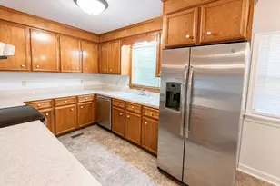 108 Matheson Dr, Ahoskie, NC 27910 - Photo 6