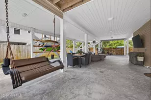 131 NE 15th St, Oak Island, NC 28465 - Photo 38