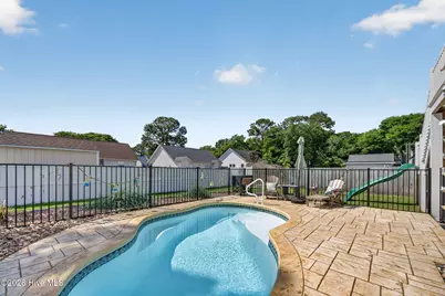 131 NE 15th Street, Oak Island, NC 28465 - Photo 2