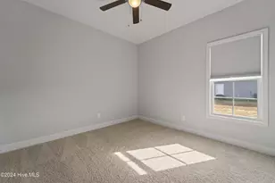 125 Pembury Way, Richlands, NC 28574 - Photo 10