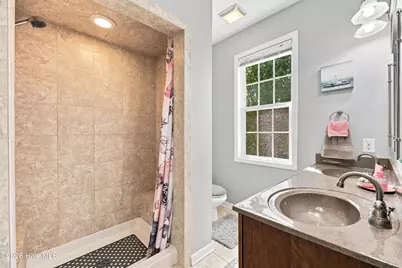 215 W Railroad Street, Jacksonville, NC 28540 - Photo 18