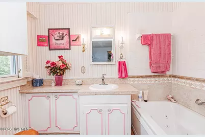 600 S Haughton Street, Williamston, NC 27892 - Photo 18