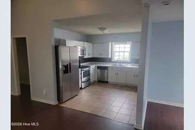 224 Hemlock Drive, Jacksonville, NC 28546 - Photo 4