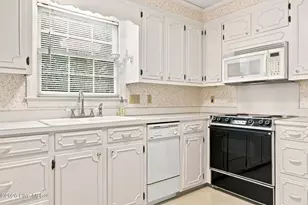 1515 Hollybriar Ln, Greenville, NC 27858 - Photo 38