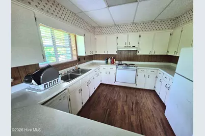 214 E Main Street, Robbinsville, NC 28771 - Photo 6