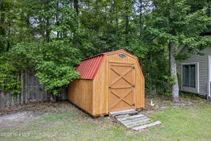 111 Marcil Ln, Hampstead, NC 28443 - Photo 40