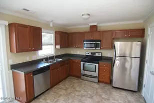 100 Chandler Dr, Greenville, NC 27834 - Photo 2