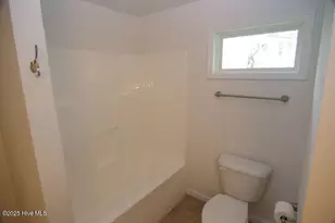 462 Snow Hill St, Ayden, NC 28513 - Photo 12
