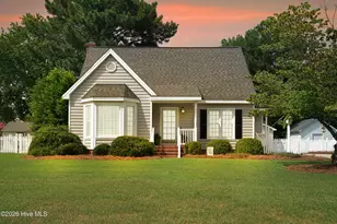 708 Prestwick Dr, Nashville, NC 27856 - Photo 2