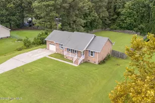 203 Troy Dr, Elizabeth City, NC 27909 - Photo 2