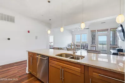 801 N 4th Street #Apt 502, Wilmington, NC 28401 - Photo 16