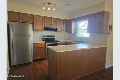 109 W Victoria Court #A, Greenville, NC 27834 - Photo 6