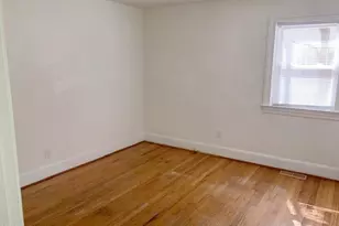 111 N Warren St, Greenville, NC 27858 - Photo 10