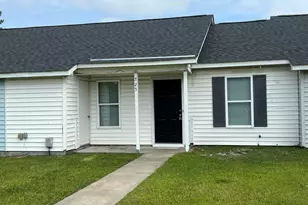 725 Pinewood Dr, Jacksonville, NC 28546 - Photo 1