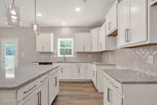 347 Thorntons Creek Dr, Erwin, NC 28339 - Photo 6