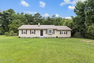 225 Lakewood Dr, Jacksonville, NC 28546 - Photo 1