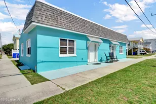 208 Woody Hewett Ave, Carolina Beach, NC 28428 - Photo 12