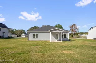 365 Thorntons Creek Dr, Erwin, NC 28339 - Photo 2