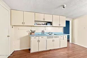 1106 Avery St, Morehead City, NC 28557 - Photo 10