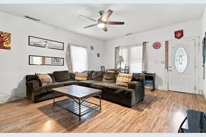 1006 S 5th Avenue, Wilmington, NC 28401 - Photo 8