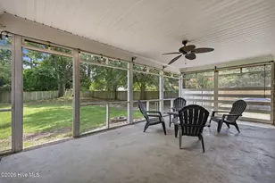 409 Oxford Rd, Greenville, NC 27858 - Photo 36